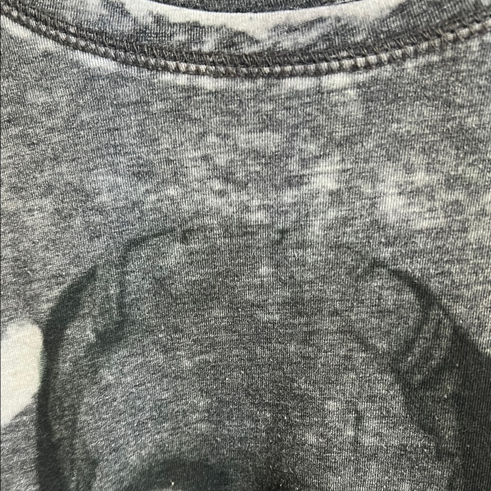 Gray Short Sleeve Tees with Graphic Designs - Picture 8 of 8